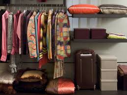 Come organizzare una cabina armadio in un piccolo appartamento! 6 Idee Per Sistemare La Cabina Armadio Donna Moderna