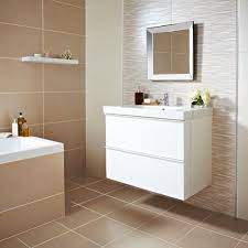 Ceramiche brennero va propune colectia la preziosa, faianta sau gresie portelanata, lucioasa, rectificata, dimensiune 60 x 120 cm, culoare dark si light, decoruri cu insertii aurii, dimensiune 60 x 120 cm. Cum Alegem Gresia Si Faianta Pentru Baie Galerie Foto Cu Modele De Gresie Si Faianta