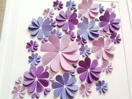Rekatkan kertas kado pada dinding hingga menutup seluruh permukaan. 11 Cara Menghias Kamar Dengan Kertas Kado Super Kreatif