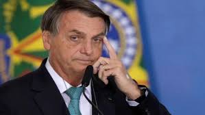 Bolsonaro define su inhabilitación política como una "puñalada en la  espalda"