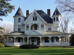 Pin By Mandy Zellner On Home Victorian Homes Farmhouse Exterior Victorian Style Homes
