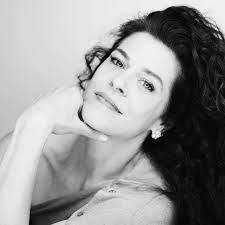 Caitlin Trainor's Instagram, Twitter & Facebook