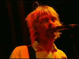 Gif pretty beauty cute black and white tumblr music beautiful kurt cobain nirvana rock grunge 90's man punk guy sweet 80's my love blond my hero unplugged punk style. Kurt Cobain Live At Reading 1992 Gif By Sasukethehotty On Deviantart