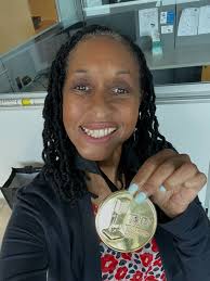 Yes, I've been traveling for my day job. 🚆 And yes, I'm still showing up  for myself.🙌🏾 One imperfect but powerful step at a time. 💪🏽 This is  your reminder that progress