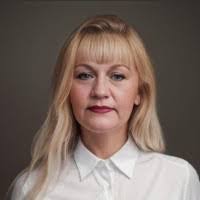 Kari Shaff's Instagram, Twitter & Facebook