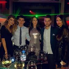 Bükreş), rumen eski futbolcu ve teknik direktör. Tata Puiu Nu Mai Are ScÄpare Se AnunÅ£Ä NuntÄ Mare In Familia Lui Anghel IordÄnescu
