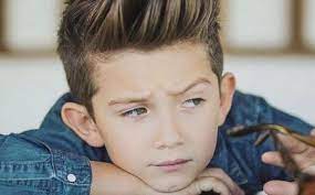 1001 ideen fur trendy frisuren fur jungs top trends fur 2019 jungs frisuren geflochtene frisuren kinder haarschnitt jungs