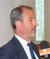 Le tavole rotonde della Fidapa: formazione e lavoro con la nuova economia e  l'agricoltura isolana, i temi discussi al “Cristofaro Mennella” di Ischia  con gli studenti dell'isola