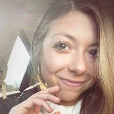 Karli Lewis's Instagram, Twitter & Facebook