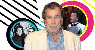 Zayas inclán is the son of the musician alfonso zayas zetina and dolores inclán, who were also part of the artistic milieu and traveled the country giving magazine theater presentations in tents. S8cdwsw2z Jd1m