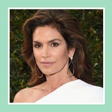 Cindy Crawford chia sẻ bí quyết chống lão hóa