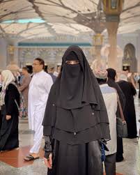 So please help us by uploading 1 new. Sajat Pakai Baju Lelaki Sebelum Tunai Umrah Tukar Pakaian Perempuan Ketika Di Tanah Suci