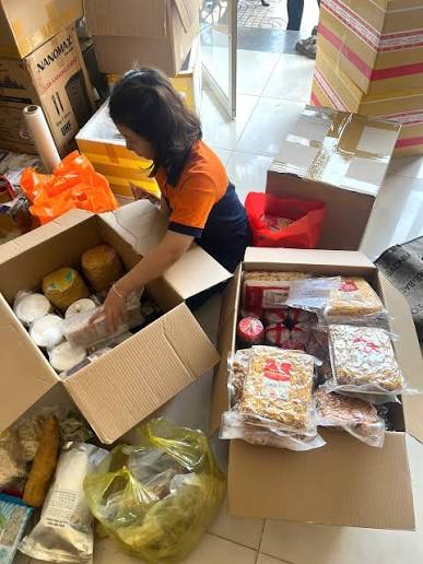 Dịch Vụ Vận Chuyển Và Gửi Thực Phẩm Khô