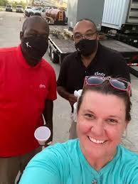 C'mon Hummers….. Stop by and fill up ! We are ready for you! ❤️