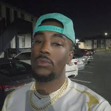 Michael Thee Great (@bkzfinestjr69)