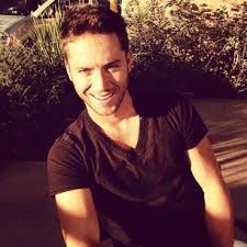 He Grew Up Fiiiine Jeremy Sumpter Jeremy Sumpter Peter Pan Jeremy