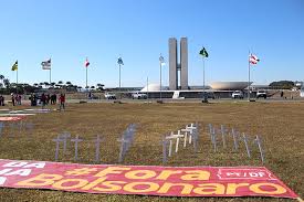 Bolsonaro fingiu não entender o que falava o haitiano com a mais absoluta clareza: Para Juristas Bolsonaro Cumpre Todos Os Requisitos Para Politica