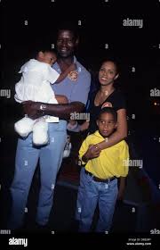 DENNIS HAYSBERT mit Frau Lynn, Kinder Katherine und Charles.Ringling Bros  und Barnum und Bailey Zirkus 1997.k9499vb. (Kredit-Bild: © Venus  Bernardo/Globe Photos/ZUMAPRESS.com Stockfotografie