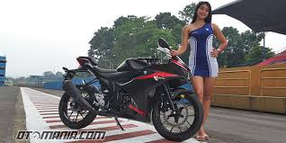 gsx r150 hitam