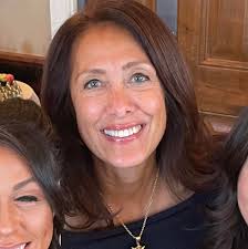 What are the best schools and fun things to do in Lakewood Ranch, Florida?