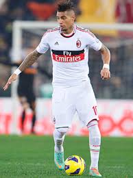 Boateng serie a racistes racisme football berlusconi samuel eto'o mario balotelli. Ac Milan Friendly Suspended After Racist Chants Sports Illustrated