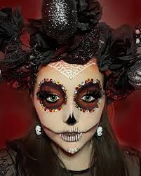 𝚊𝚟𝚎𝚛𝚢 𝚕𝚊𝚞𝚛𝚎𝚗