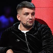 3:49 128 кбит/с 2.9 мб. Basta S Ironiej Otvetil Na Obvineniya V Tom Chto On Nezasluzhenno Stal Nastavnikom Shou Golos Vokrug Tv