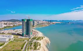 A La Carte: A La Carte Meaning, Table Cover And Sample Menu