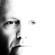 hi all . im sure this has been talked about before. Looking to get an Ioniq  6 in UK and wonder how much problem/ no problem does people have with no  back