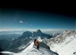 Mt Everest The Closest We Can Get To Outer Space Gives Me Goosies Everest Top Of The World Summit Everest