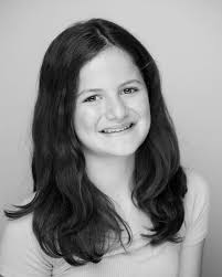 I'm so lucky to have such a beautiful assistant to help me set up my light!  😍