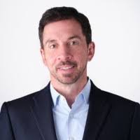 Daniel Dowe's Instagram, Twitter & Facebook