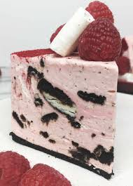 These are served in individual cups with graham cracker crumbs. Raspberry Oreo Cheesecake Baking Like A Chef