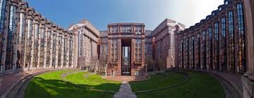 Afterthewarblogaugust 15, 2016february 25, 2017postmodernism. Usbek Rica Seine Saint Denis Quito Episode 3 Le Logement Social Du Futur