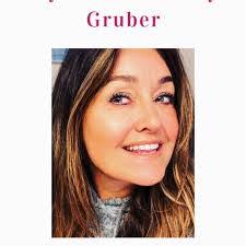 Penny Graber's Instagram, Twitter & Facebook