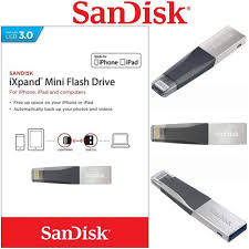 The easiest way to transfer photos and videos between iphone, ipad and computers, the ixpand flash drive lets you free up memory on your mobile devices and instantly expand storage by up to 64gb. Sandisk Ixpand Mini 64gb Usb 3 0 Flash Drive For Iphone And Computer Southland Computer