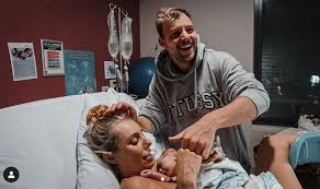 Avstralijka Opublikovala Video Rodov Kotoroe Nabralo 1 5 Mln Prosmotrov