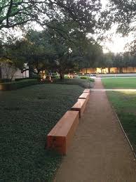Courtyard hotels near northpark center distance: Pin By Melissa Nilsen On Projects Live Oak Trees Backyard Living Outdoor