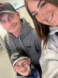 Lesley Knowles (@lesleyknowles)