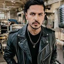 Erik Canales Fan Club