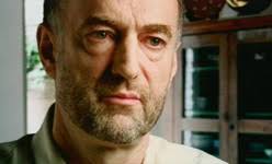 Robin Munro's Instagram, Twitter & Facebook