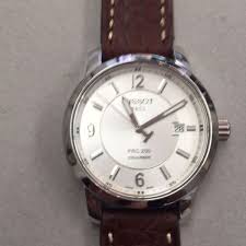 Immer günstige ersatzteile für ihr auto am start! Get Your Tissot Watch Repaired In Boston By Best Tissot Trained Watchmakers Village Watch Center