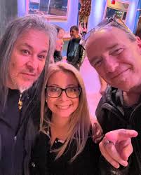 Amazing night with @queensrycheofficial in DE! Happy birthday  @caseyjgrillo! @mikeoftheryche @abender156 #futone #queensryche #guitar