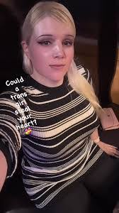 Amanda Slorp's Instagram, Twitter & Facebook