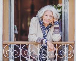 Eunice munõz admitted to the hospital de santa cruz. O Epilogo De Eunice Munoz Gqportugal Pt