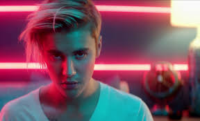 Kopiert justin bieber die looks der stars? Justin Bieber News Justin Bieber Kundigt Neues Album An Und Zeigt Video Zu What Do You Mean