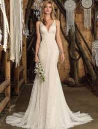 Un mix di romanticismo e sensualità che punta sulle linee morbide e fluttuanti che assecondano il. 2020 Abiti Da Sposa Tutti I Modelli Delle Collezzioni In Atelier