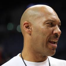 See what's on espn and watch on demand on your tv or online! Nba Lavar Ball Sorgt Nach Davis Trade Fur Aufreger Im Tv