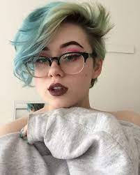 Pin By Victoria Nava On Hair Blue Ombre Hair Short Hair Color Hair Styles