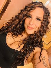 Good afternoon everyone, happy new year 🎉 My name is Rachel, I am a nurse  currently